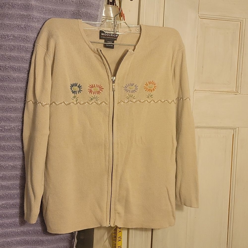 Vintage Woolrich Orig. Outdoor Clothing Co. Stone/Tan sz Med, floral zip sweater